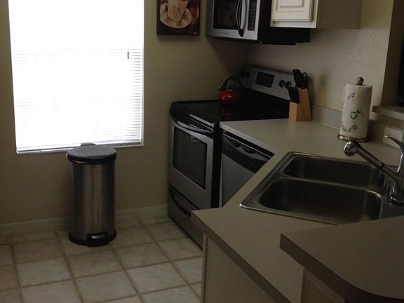 5th image of 13703 Richmond Park Dr N APT 2201