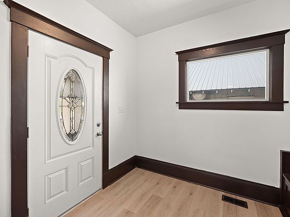 4th image of 2624 W 8th Ave #A