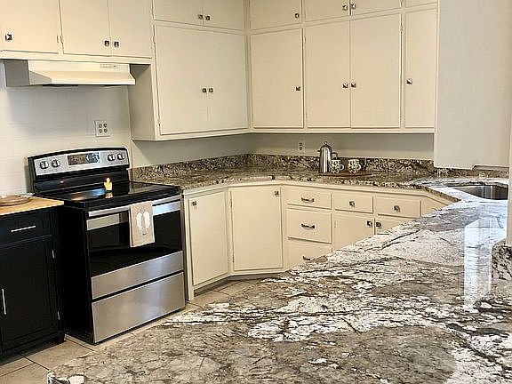 New kitchen granite 