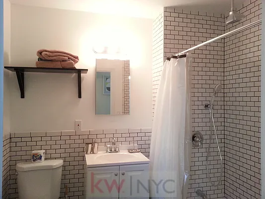 Rented by Portman Realty Corp | media 63