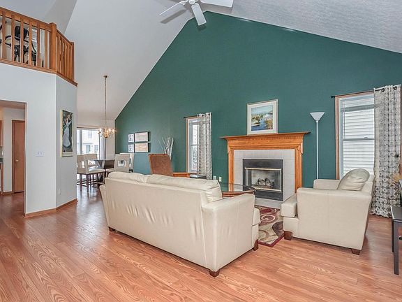 4th image of 6594 Hilmar Dr