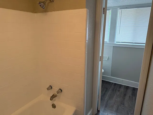 614 Chesnut St #4 — Photo 6