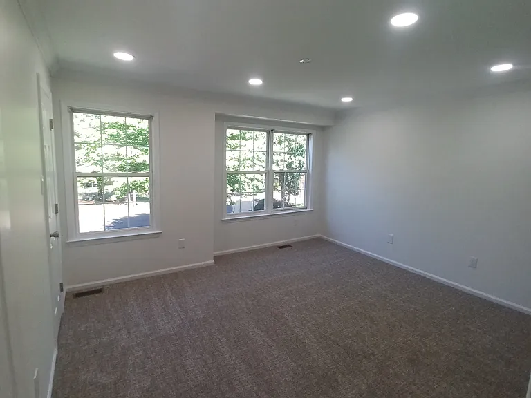 199 Victoria Ct — Photo 10