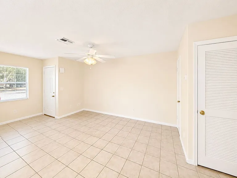 206 S Galena Ave — Photo 3
