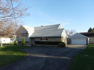 12026 W Farmington Rd, Hanna City, IL 61536