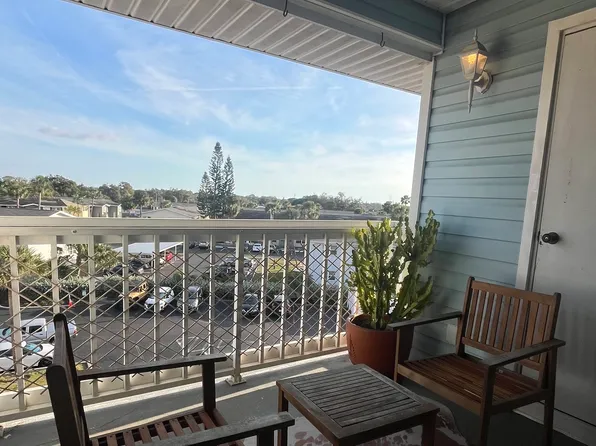 6810 Stonesthrow Cir N APT 13409, Saint Petersburg, FL 33710