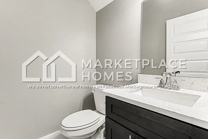 118 Bell St — Photo 11