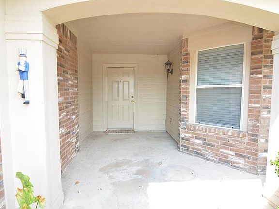 3rd image of 2717 Morningside Dr