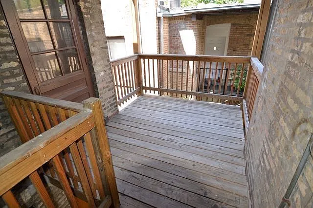 Kedzie Property — Photo 6