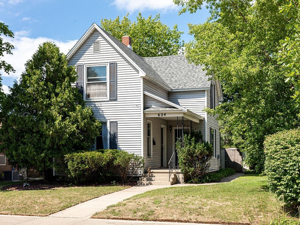 624 3rd St, Traverse City, MI 49684 Zillow