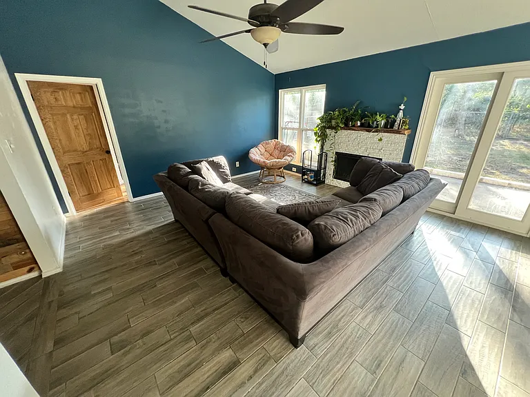 124 Oak River Dr — Photo 21