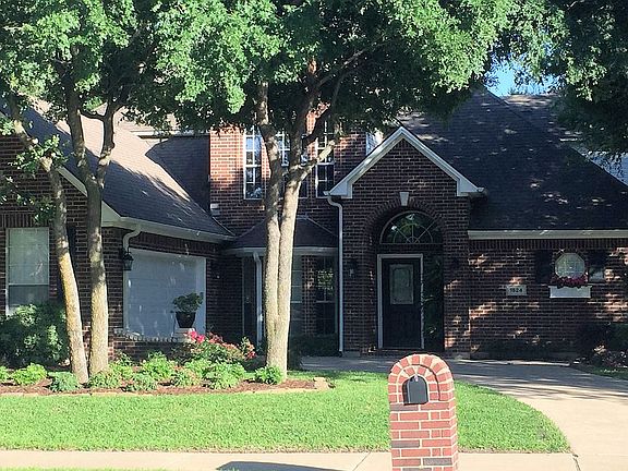 3rd image of 1624 Forest Bend Ln