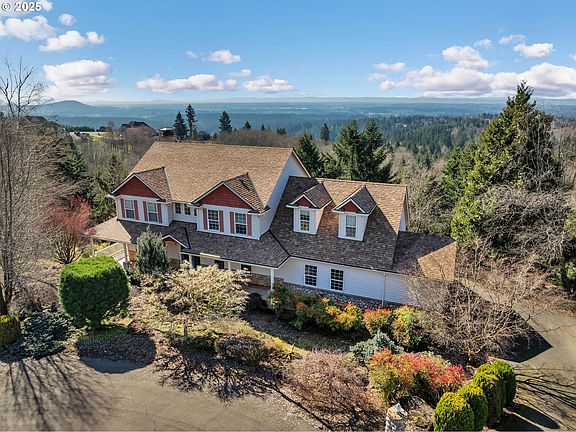 2nd image of 24115 NE 132nd Cir