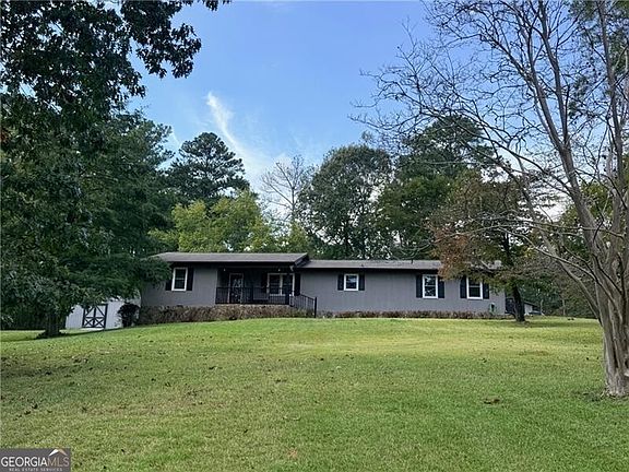 2nd image of 48 Covered Bridge Rd