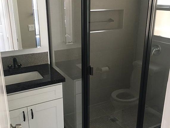 4th image of 5231 Marathon St APT 3