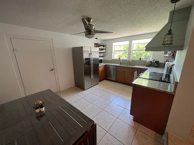 2440 Manasota Beach Rd — Photo 38