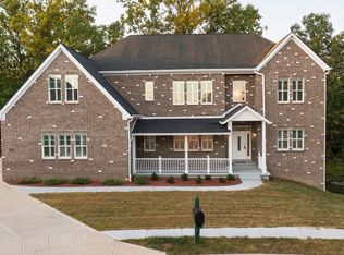372 Foxboro Dr, Avon, IN 46123