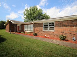 2832 Bowling Green Rd, Caneyville, KY 42721