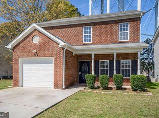 518 Shadowmoore Dr, Riverdale, GA