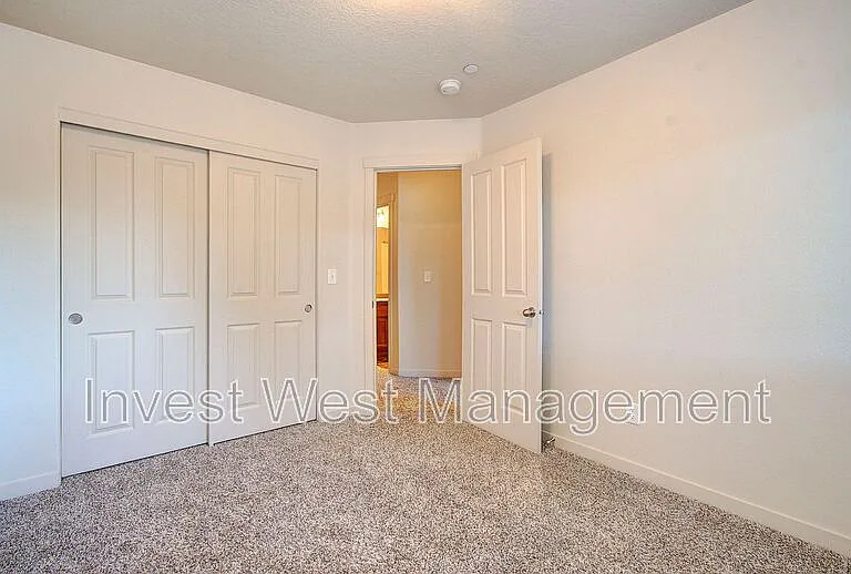 5215 NE 83rd Pl — Photo 14