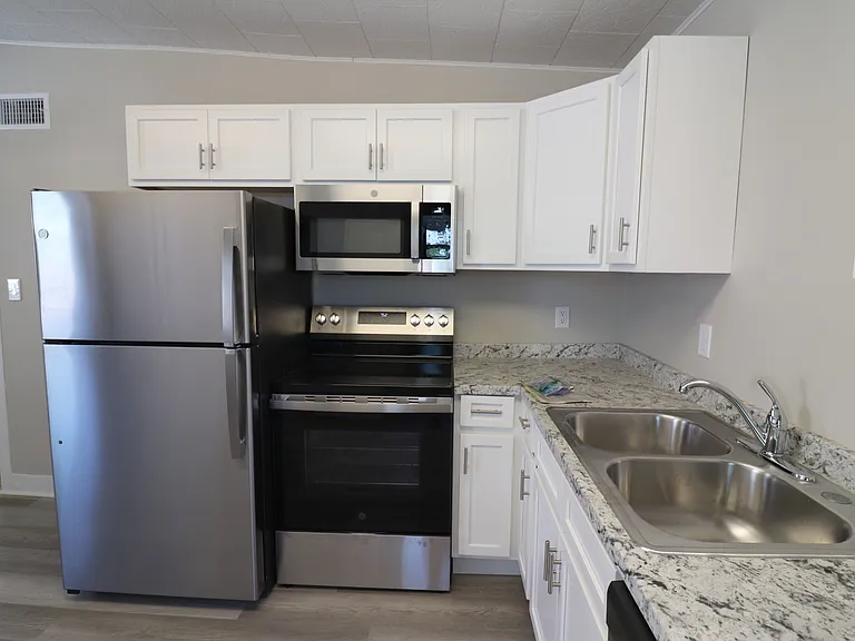 151 E Main St #2 — Photo 9