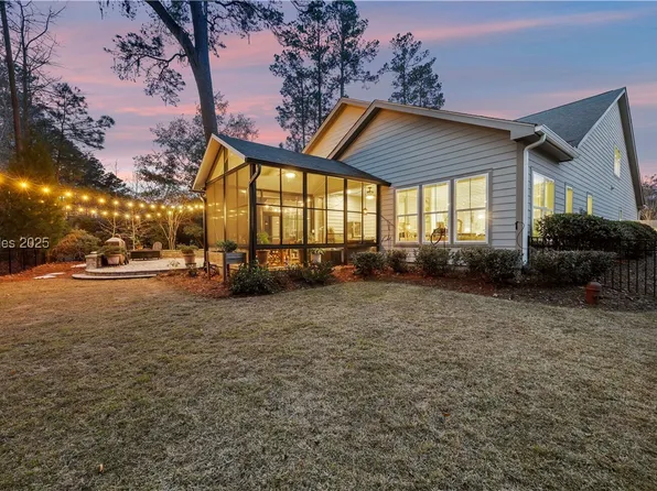 9 Driftwood Ct W, Bluffton, SC 29910