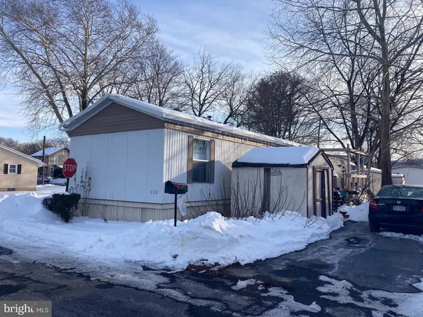 158 Park Dr, Middletown, PA 17057