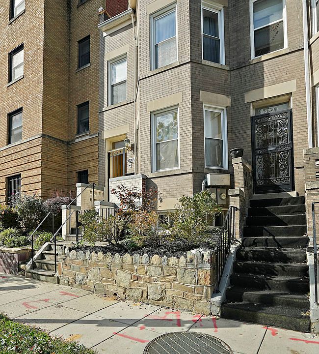 1st image of 3538 10th St NW #A