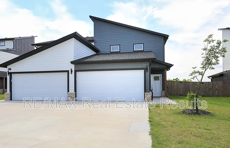 1401 Poigai Way #1 — Photo 1