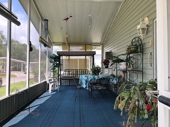 3rd image of 128 Winterdale Dr