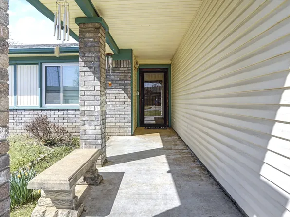 4914 S Bahama Ave, Sand Springs, OK 74063