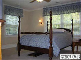 3rd image of 126 Oak Trl
