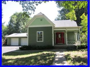 214 N Webster Ave, Ash Grove, MO 65604