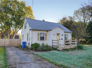 100 Bleacker Rd, Rochester, NY 14609