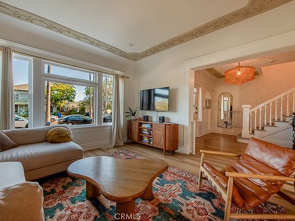5th image of 2283 W 25th St