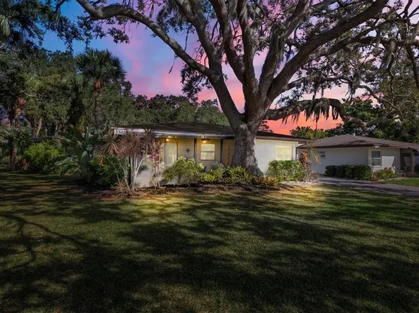 3303 Ramblewood Way, Sarasota, FL 34237