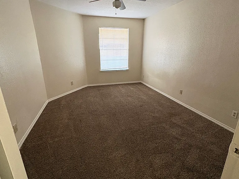 9700 Leawood Blvd #216 — Photo 7