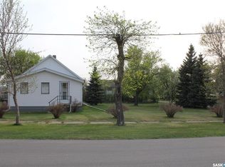 110 7th St, Alameda, SK S0C0A0