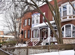 104 Home Ave APT 1, Oak Park, IL 60302