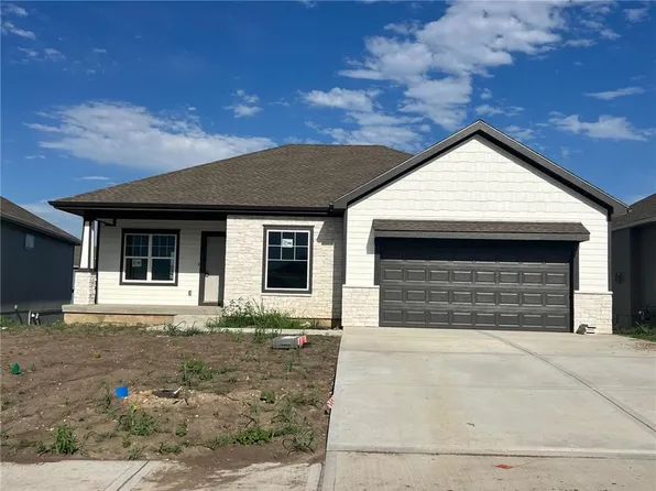 1619 N 157th Ter, Basehor, KS 66007