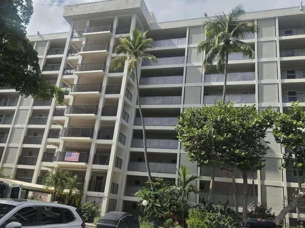 2661 S Course Dr APT 305, Pompano Beach, FL 33069