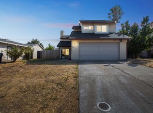 8001 Arroyo Vista Dr, Sacramento, CA 95823