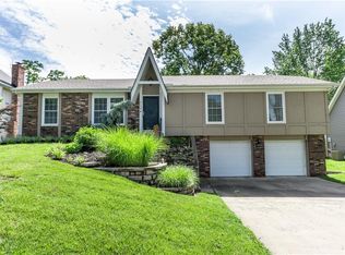 7139 Halsey St, Shawnee, KS 66216