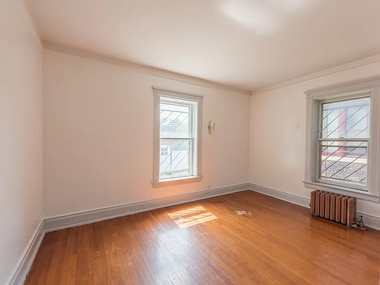 420 E Ferry St #1 — Photo 11
