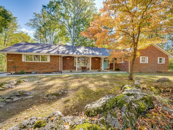 141 Otari Dr, Kingsport, TN 37664