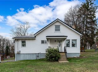 425 Chicora Rd, Butler, PA 16001