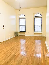 Rented by Citi Luxe Realty, LLC