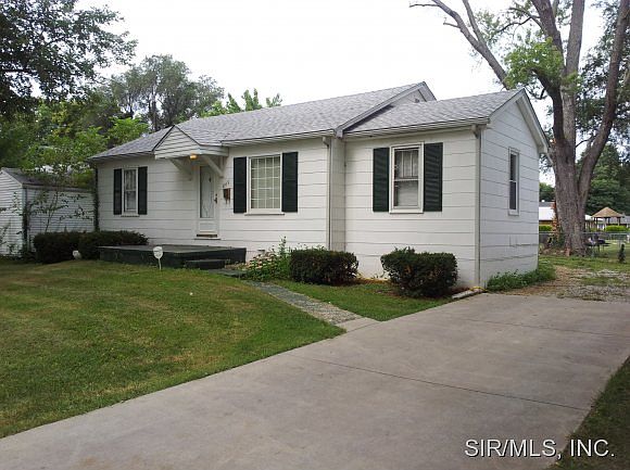 1st image of 849 Pershing St