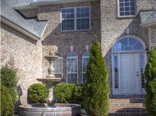 2833 Schoolside St, Murfreesboro, TN 37128