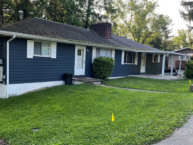 Cacapon Ln — Photo 10